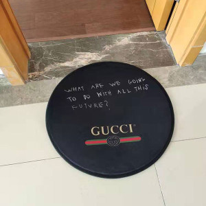 gucci ラグマット オシャレ 円形 カーペット 北欧 GUCCI
http://cocomote.com/goods-chanel-gucci-rug- ...