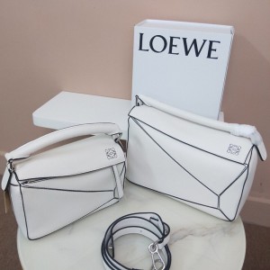 Loewe Puzzle Bag Classic Calf In White Outlet Loewe Cheap Sale Store