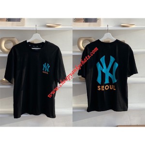 MLB NY City Exclusive Seoul Short Sleeve T-shirt New York Yankees Black