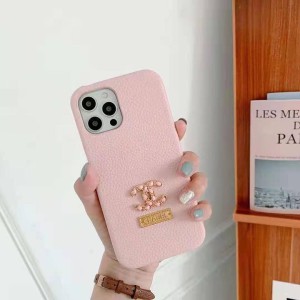 Chanel 豪華女性力満点 iphone13 pro 高質革貼 携帯ケースシャネル アイホン12 pro max 金属ロゴ付き  ...