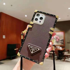 prada 売れ筋 首掛け ケース アイフォーン13 全面保護 革製 携帯ケース  iphone12 pro max プラダ金属 ...