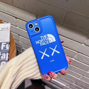 kaws iphone13 プロマックス 保護ケース ブランド字母プリント iphone13 pro/13ケースつや消しTHE NORT ...