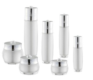 Acrylic Bottle And Jar Skin Care Acrylic Cream Containers Packaging Bottle Set For Cosmetic

Pro ...