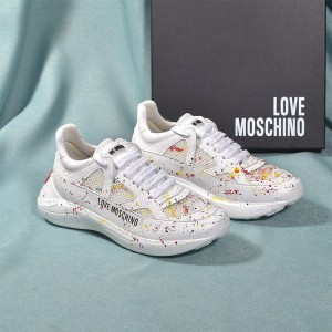 https://www.moschinooutletx.com/love-moschino-red-heart-sneakers-graffiti.html