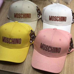 https://www.moschinooutletx.com/moschino-circus-teddy-bear-baseball-caps.html