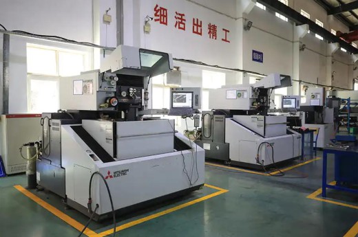 Automotive plastic part making machine
https://www.ningbodongfa.com/factory/
Ningbo Dongfa Plast ...