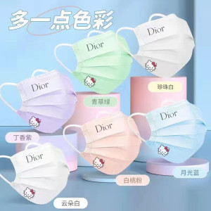 Dior Gucci washable mask disposable mask muffler
New pneumonia occurs intermittently and spreads ...