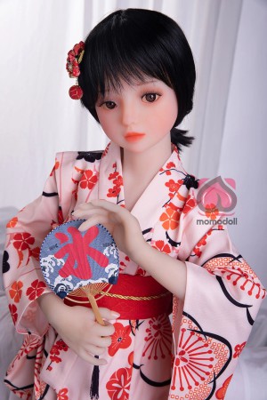紗雪は128cmの和風少女日系ラブドールで、柔らかく洗練された外観で知られている。TPE素材で作られ、リ ...