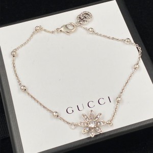 Gucci Double G Crystals Flower Bracelets In Silver