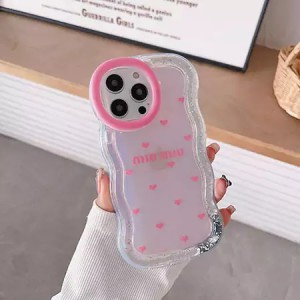 ブランド ミュウミュウ Miumiu iphone16/16 pro/16 pro max スマホケース レーザー グラデーション ア ...