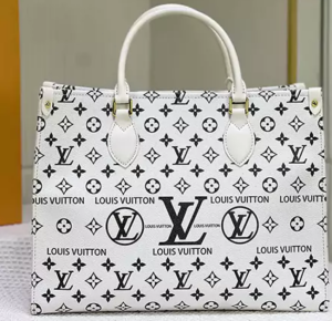 https://www.peazaka.com/commodity/lv-bag-8330.html
ルイヴィトンのオンザゴー MMは、ブランドの伝統 ...