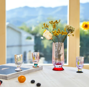 Crystal Vase Manufacturers(https://www.cncrystalfactory.com/product/crystal-vase/)
Weight: 1.324 ...