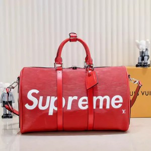 ルイヴィトン×シュプリームキーポル バンドリエール45 スーパー コピー.上質なレザーに型押しされた波 ...