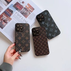 芸能人にも人気のVuitton iPhone 16 Pro/16 Plusスマホケース。モノグラムとダミエデザインで、iPhone  ...