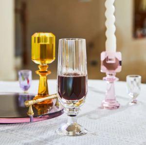 Custom Crystal Cup(https://www.cncrystalfactory.com/product/crystal-cup/)
Weight: 0.3 kg         ...