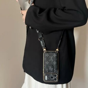 人気ハイブランド(ルイヴィトン、グッチ)iphone17/17pro/17air/17promaxスマホショルダーケースです。 ...