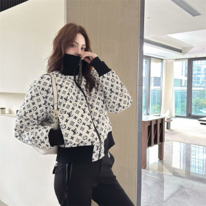 ルイヴィトン上質ダウンジャケット ロエベ流行りパーカー ハイブランドパロディ
biumasksはブランド偽 ...