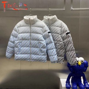 ブランドディオール流行りダウンジャケット フェンディキッズセーター 韓国

biumasksはブランド偽物・ ...