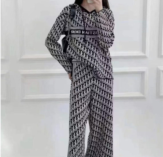 ディオールリブニット バーバリーキッズ中綿ベスト シャネル気質ショートブーツ

biumasksはブランド偽 ...