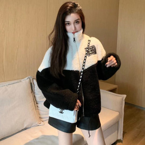 シャネル女の子フリースコート バーバリーキッズポンチョ ヴィトンマフラー

biumasksはブランド偽物・ ...