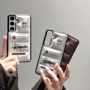 最近はキャッシュレス化が進み、スマホだけでお出かけすることも増えましたよね
肩掛けストラップを付 ...
