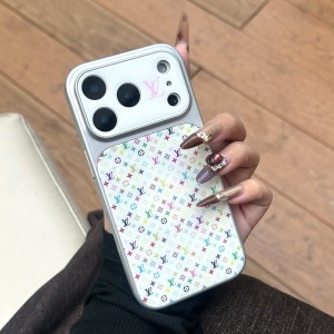 弊店は主にブランド シャネル、ルイヴィトン、グッチ、バーバリー、エルメス、プラダ、MCM、YSL等のiph ...