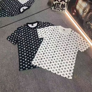 ご覧頂いて、igucu店は心から感謝しております。
こちらはハイブランド犬猫ペット服、ハイブランドペッ ...