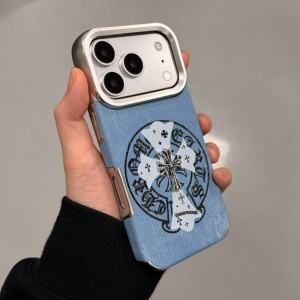 最近はキャッシュレス化が進み、スマホだけでお出かけすることも増えましたよね
肩掛けストラップを付 ...